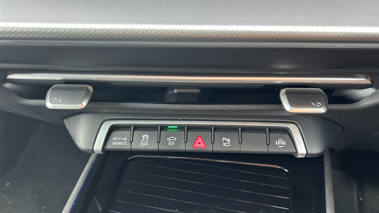 Used Audi Q3 2025 for sale - 77603060: Photo 23