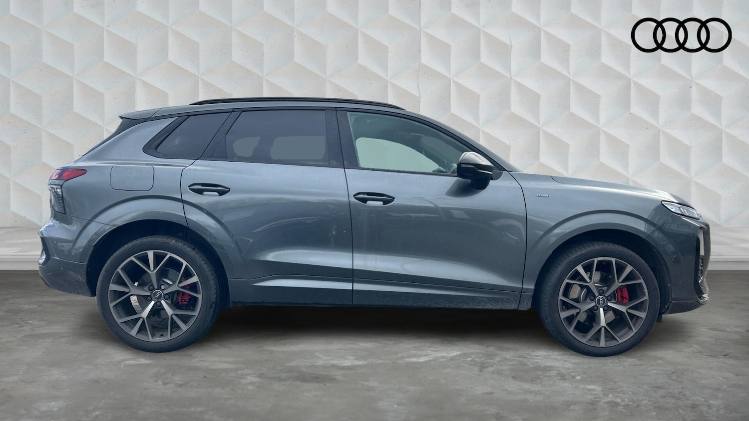 Used Audi Q3 2025 for sale - 77603060: Photo 4