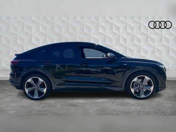 Used Audi Q4 e-tron 2025 for sale - 78921147: Photo