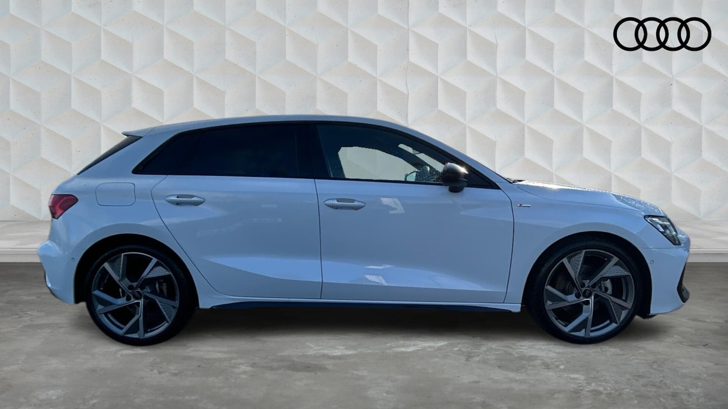 Used Audi A3 2025 for sale - 77603086: Photo 4