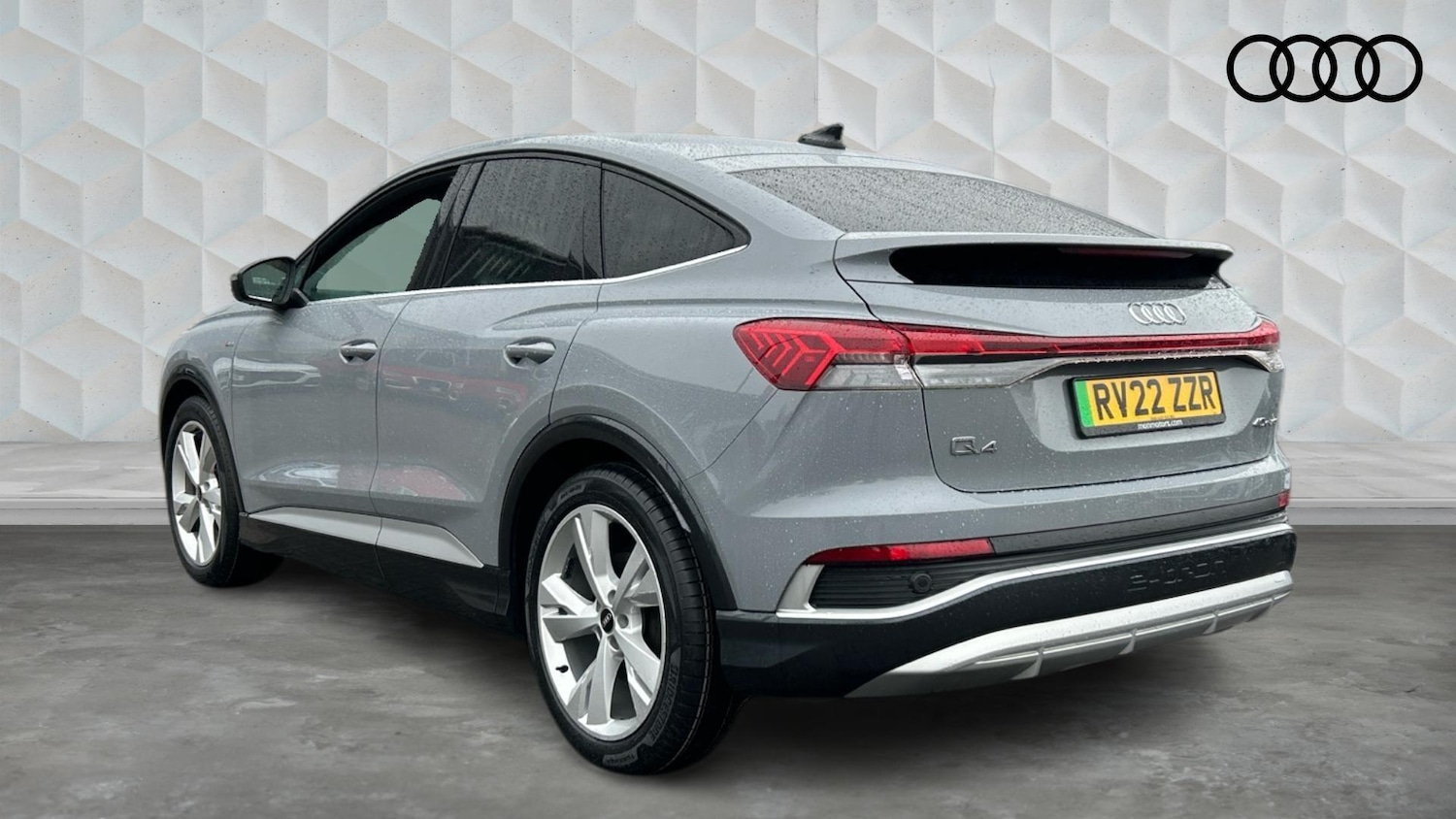 Used Audi Q4 e-tron 2022 for sale - 77603114: Photo 3