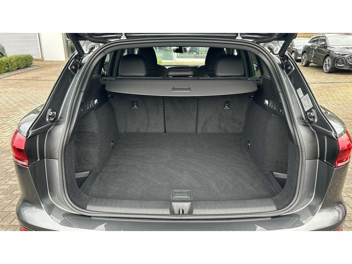 Used Audi Q6 e-tron 2025 for sale - 77766626: Photo 21