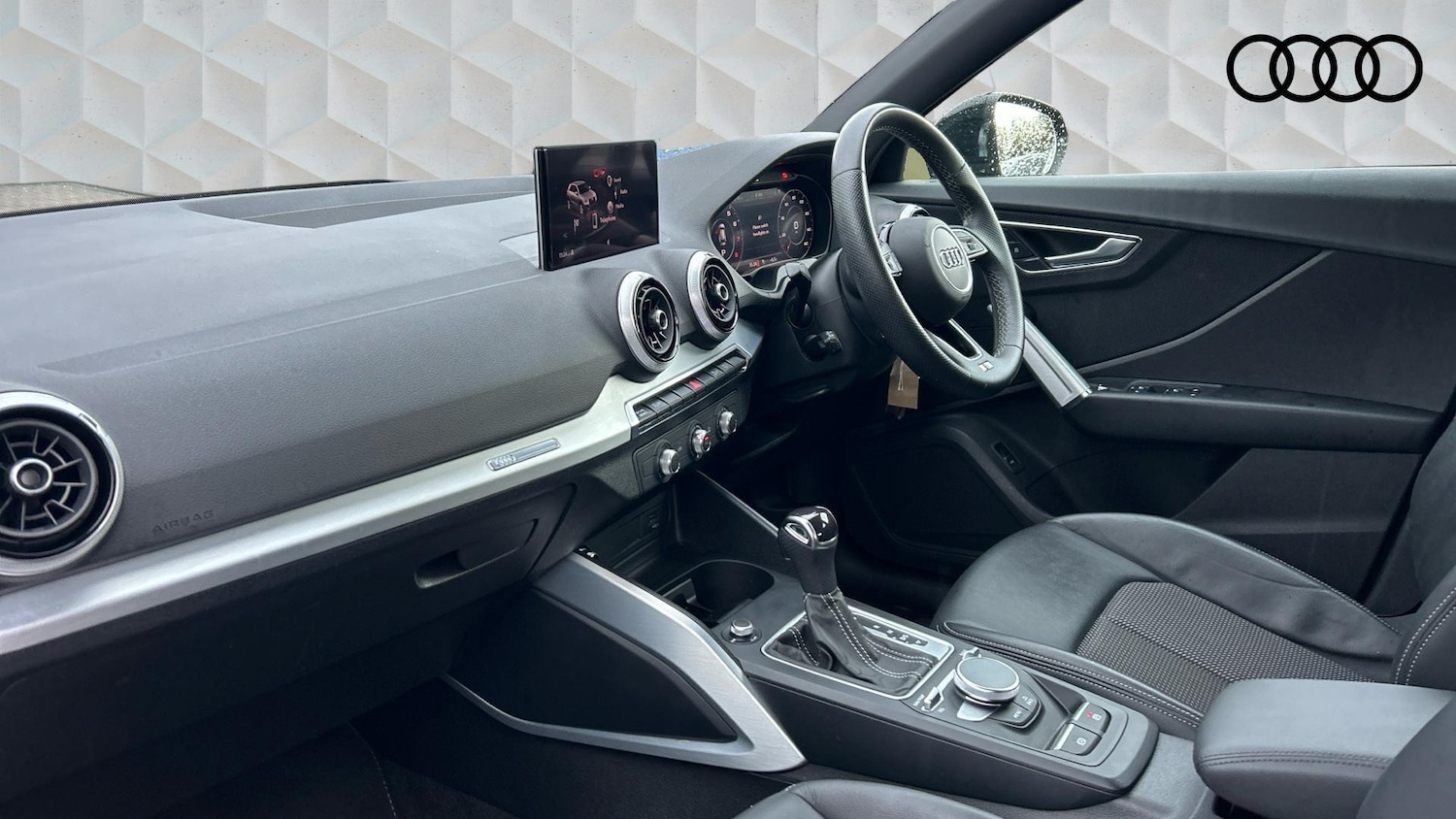 Used Audi Q2 2022 for sale - 77504558: Photo 2