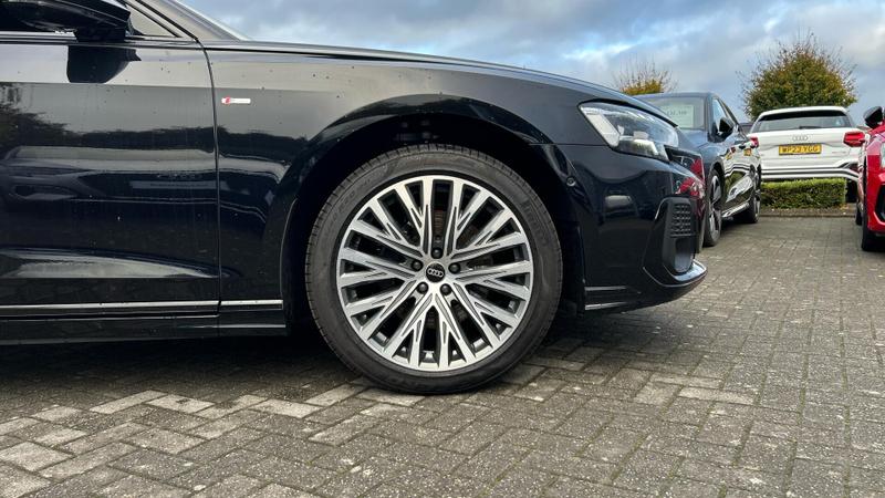 Used Audi A8 2025 for sale - 77148078: Photo 5