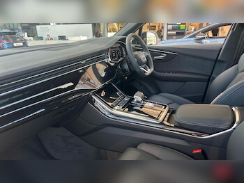 Used Audi Q7 undefined for sale - 77918063: Photo