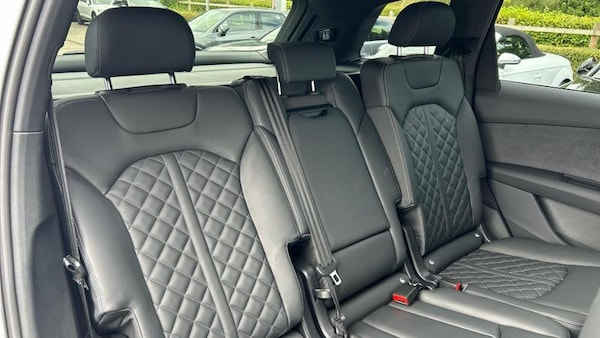 Used Audi SQ7 2025 for sale - 75561396: Photo 13