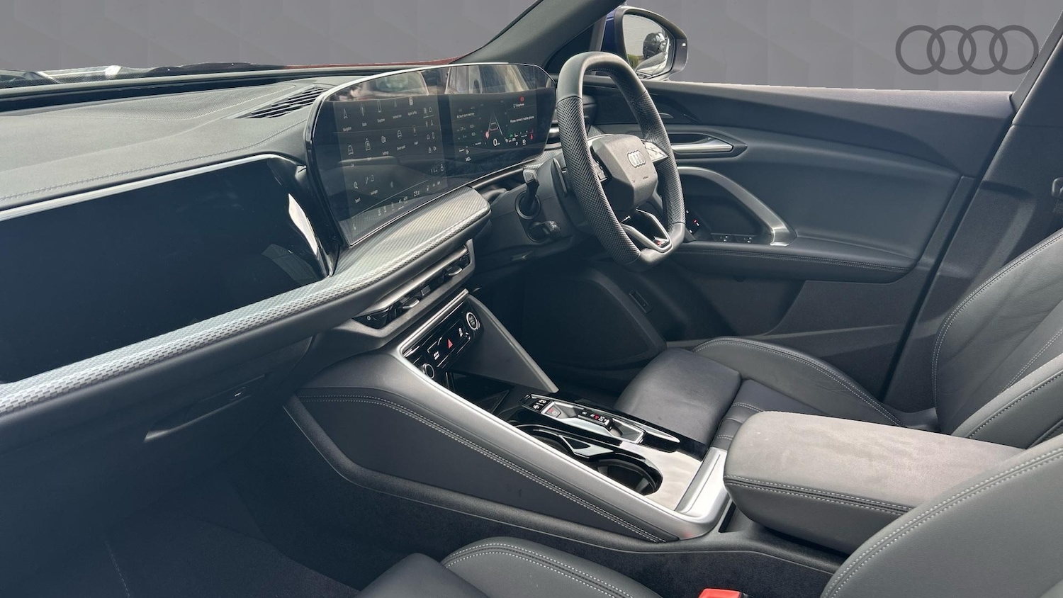 Used Audi Q5 2025 for sale - 77766628: Photo 2