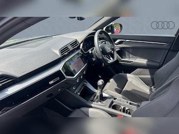 Used Audi Q3 2021 for sale - 78559002: Photo