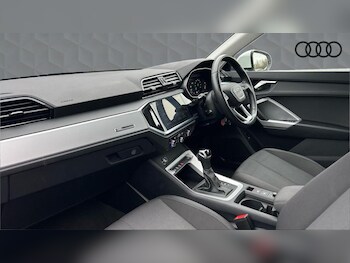 Used Audi Q3 2023 for sale - 77262025: Photo