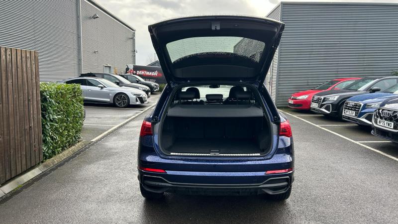 Used Audi Q3 2023 for sale - 76738845: Photo 19