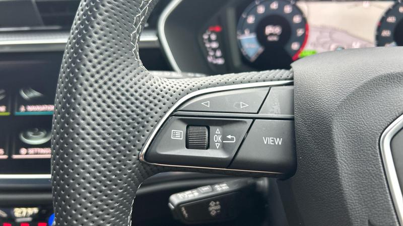 Used Audi Q3 2023 for sale - 76738845: Photo 25