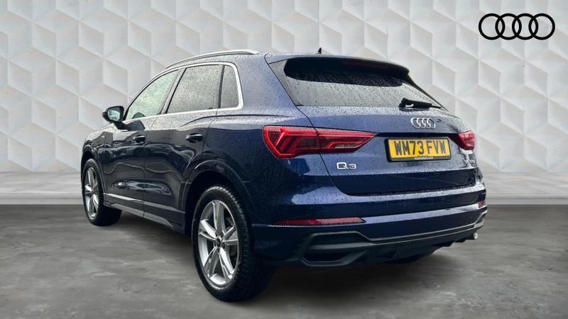 Used Audi Q3 2023 for sale - 76738845: Photo 3