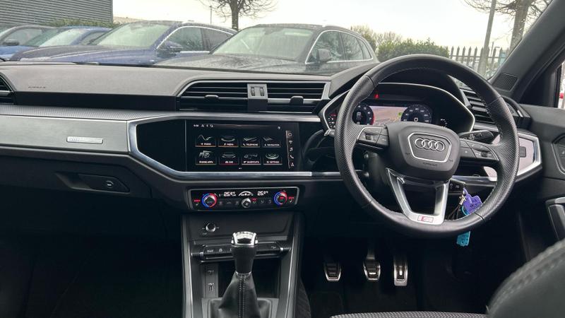 Used Audi Q3 2020 for sale - 76738851: Photo 10