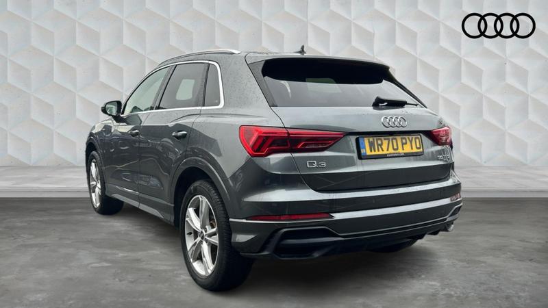 Used Audi Q3 2020 for sale - 76738851: Photo 3
