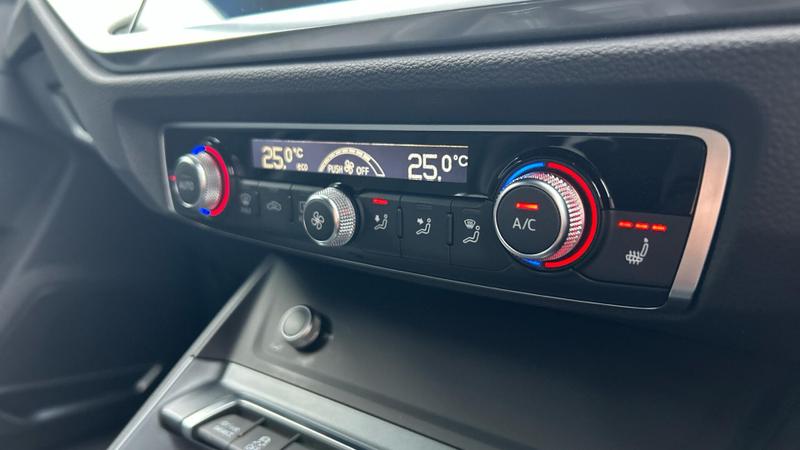 Used Audi Q3 2020 for sale - 76738851: Photo 35