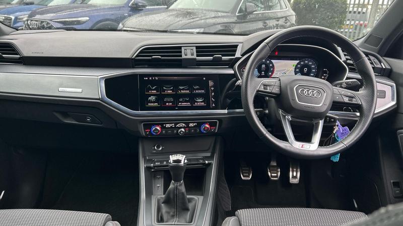 Used Audi Q3 2020 for sale - 76738851: Photo 8