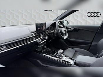 Used Audi A4 Avant 2023 for sale - 77721463: Photo