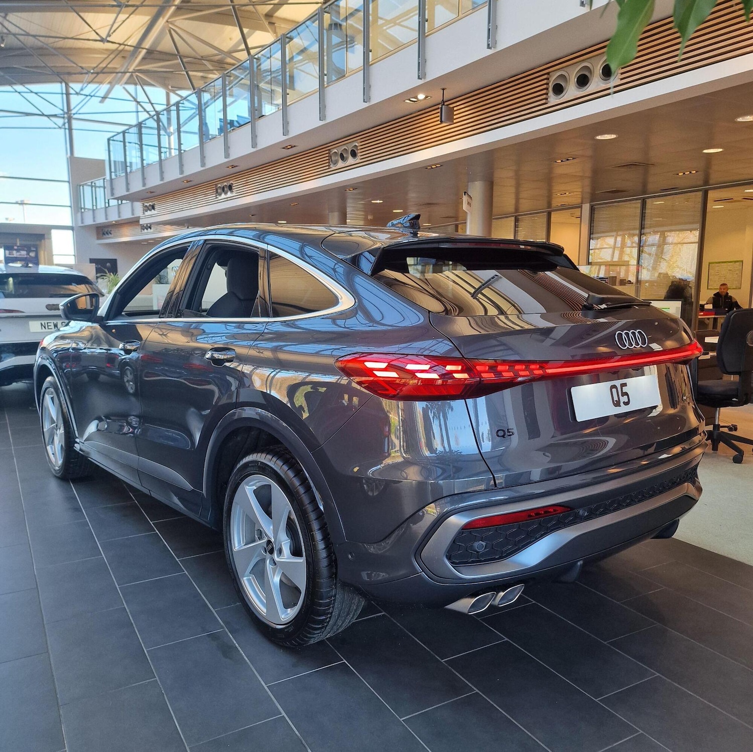 Used Audi Q5 for sale - 77504571: Photo 3