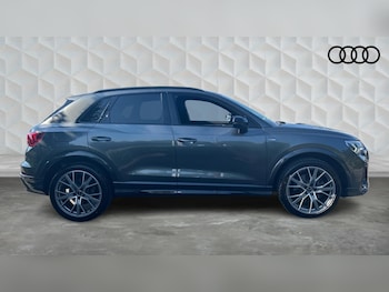 Used Audi Q3 2024 for sale - 79048079: Photo