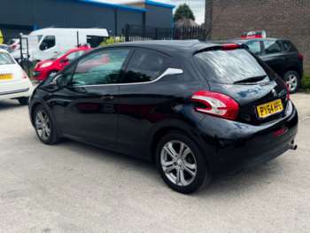 Used Peugeot 208 2015 for sale - 75051005: Photo