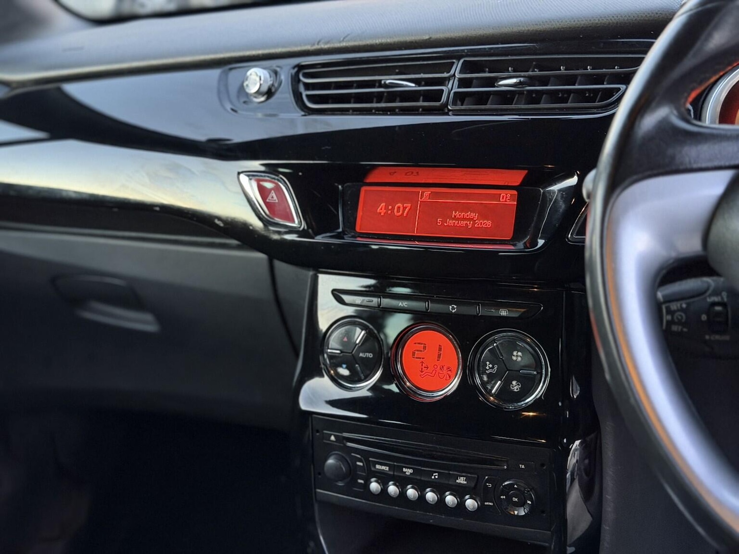 Used Citroen DS3 2014 for sale - 77290763: Photo 17