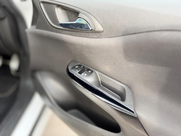 Used Vauxhall Corsa 2015 for sale - 76214429: Photo 27