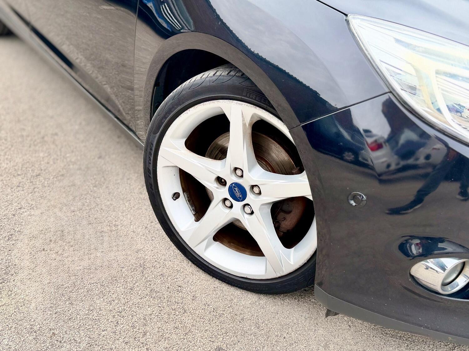Used Ford Focus 2014 for sale - 76326557: Photo 14