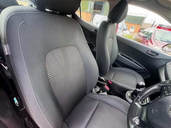 Used Hyundai i10 2019 for sale - 75291952: Photo 19