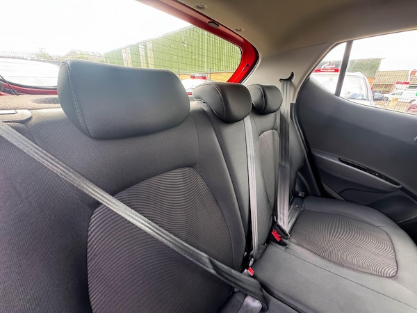 Used Hyundai i10 2019 for sale - 75291952: Photo 30
