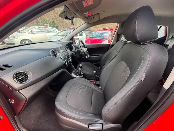 Used Hyundai i10 2019 for sale - 75291952: Photo 40