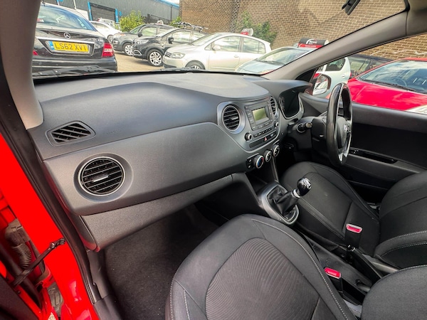 Used Hyundai i10 2019 for sale - 75291952: Photo 8