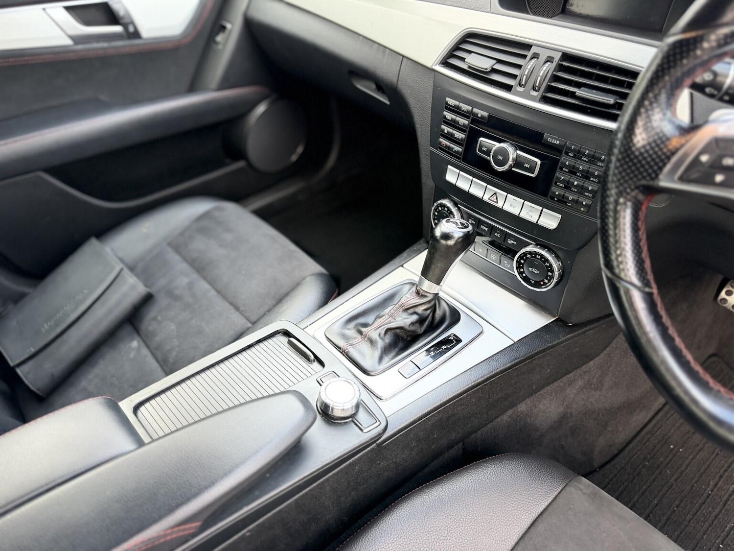 Used Mercedes-Benz C Class 2013 for sale - 77066320: Photo 32