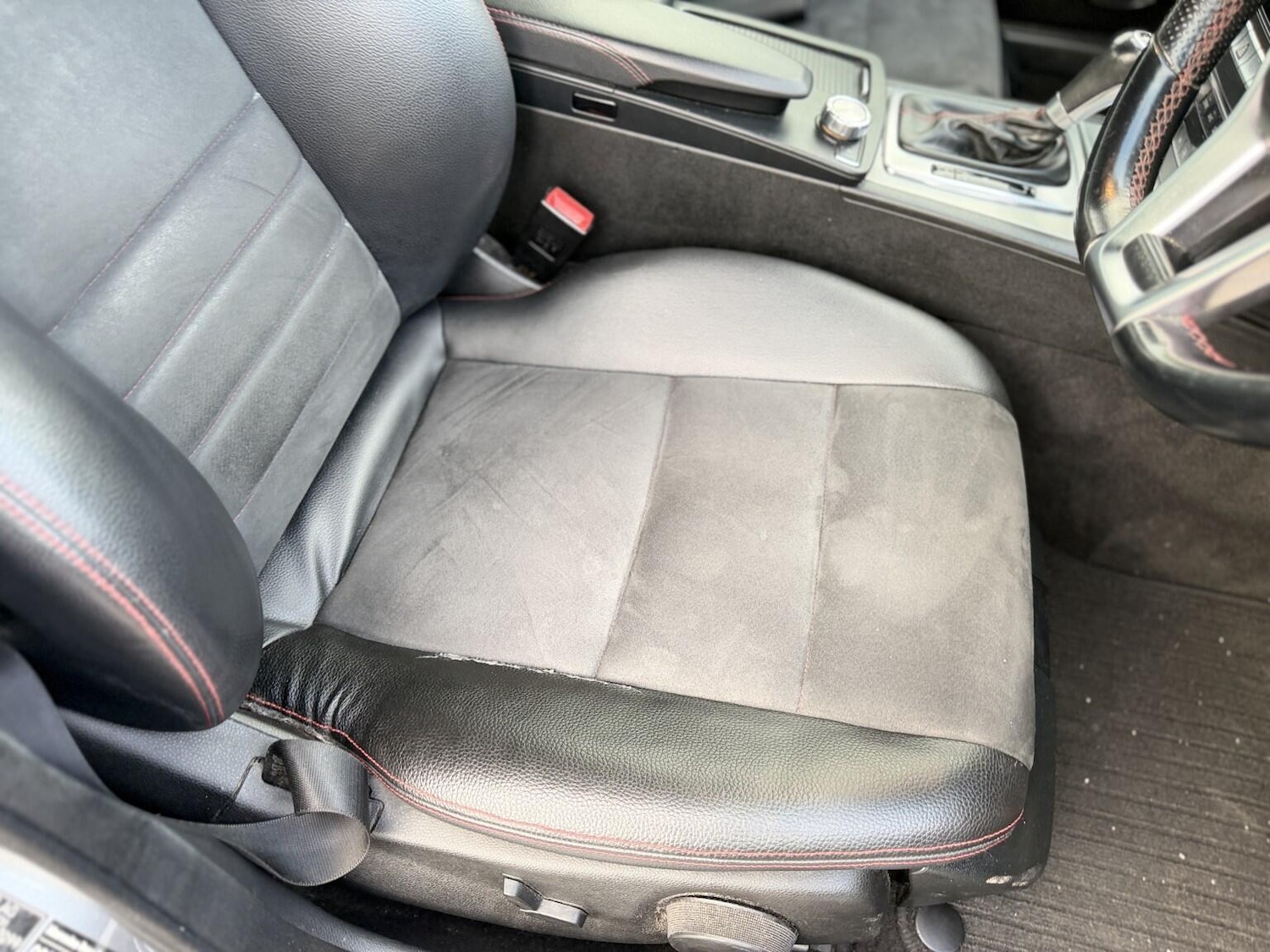 Used Mercedes-Benz C Class 2013 for sale - 77066320: Photo 34