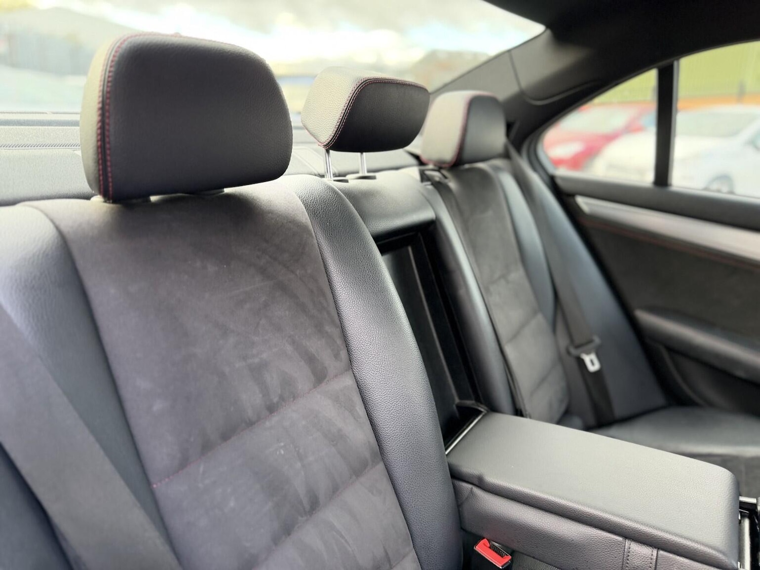 Used Mercedes-Benz C Class 2013 for sale - 77066320: Photo 38