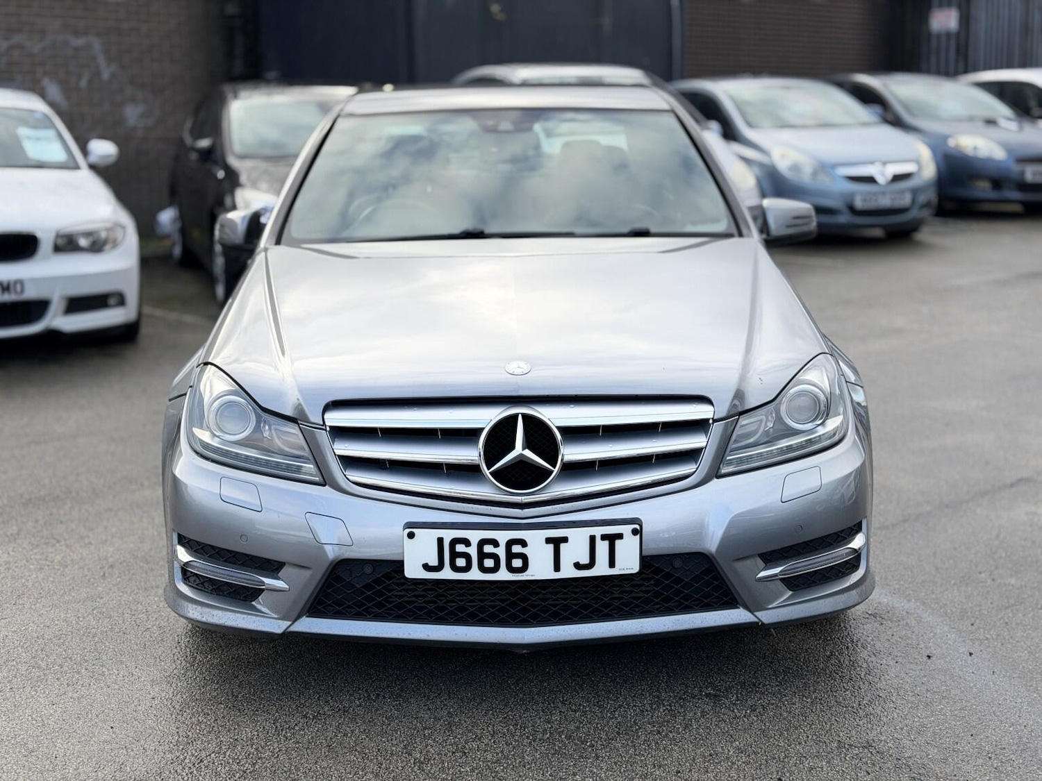 Used Mercedes-Benz C Class 2013 for sale - 77066320: Photo 4