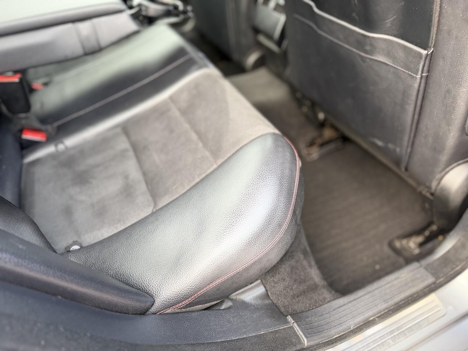 Used Mercedes-Benz C Class 2013 for sale - 77066320: Photo 45