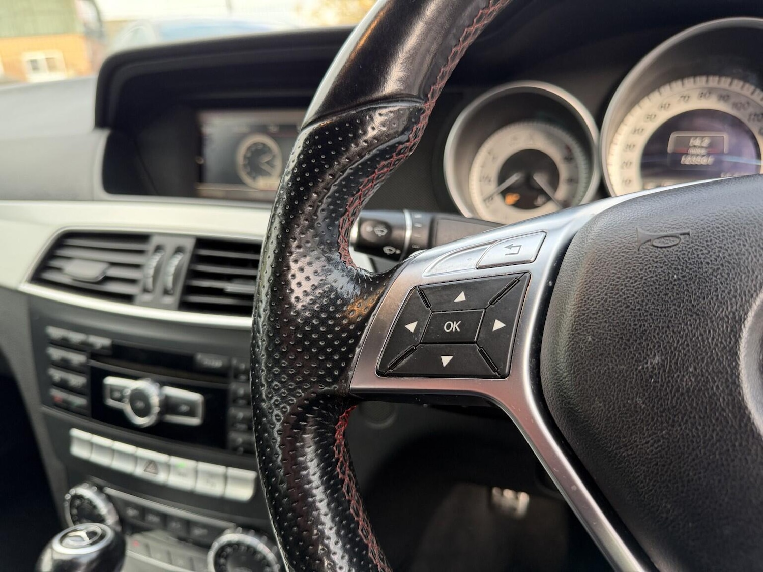 Used Mercedes-Benz C Class 2013 for sale - 77066320: Photo 69