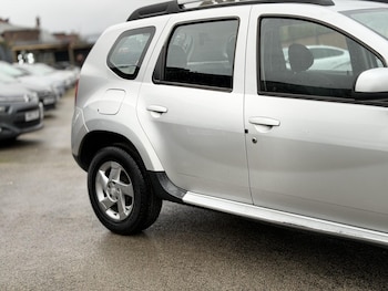 Used Dacia Duster 2013 for sale - 77066400: Photo
