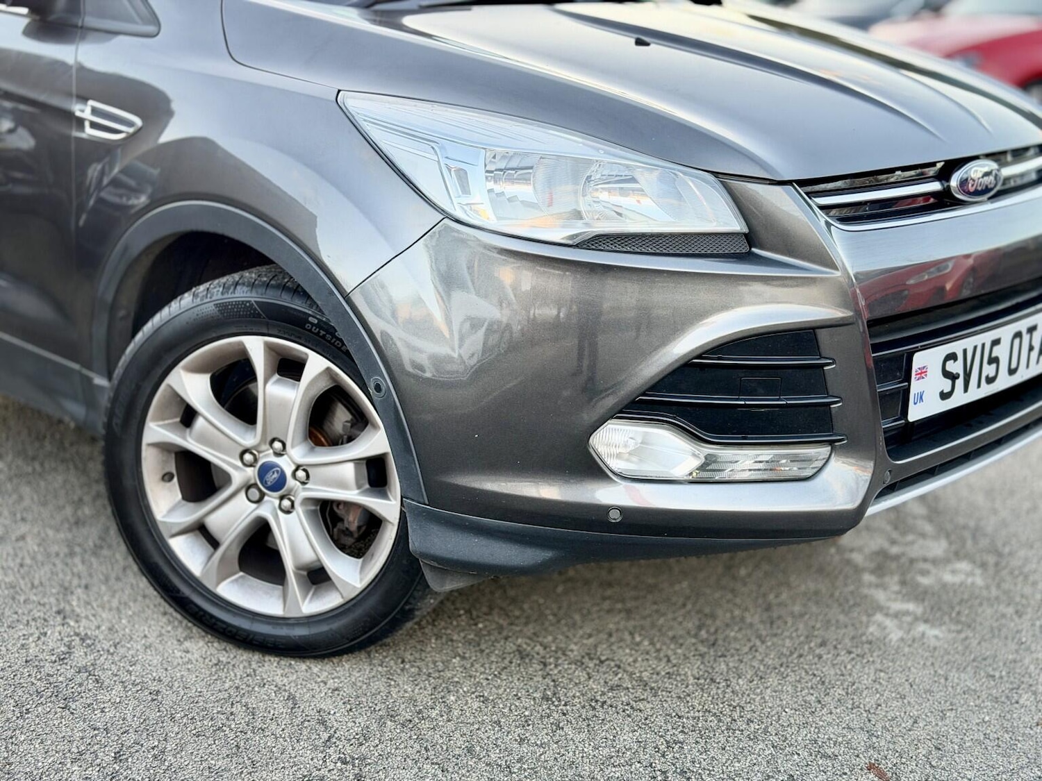 Used Ford Kuga 2015 for sale - 76993732: Photo 2