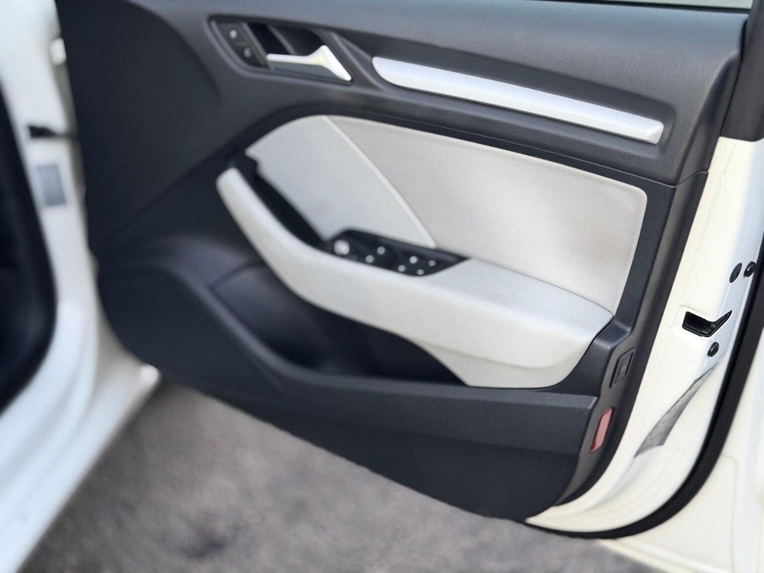 Used Audi A3 2015 for sale - 77066622: Photo 33