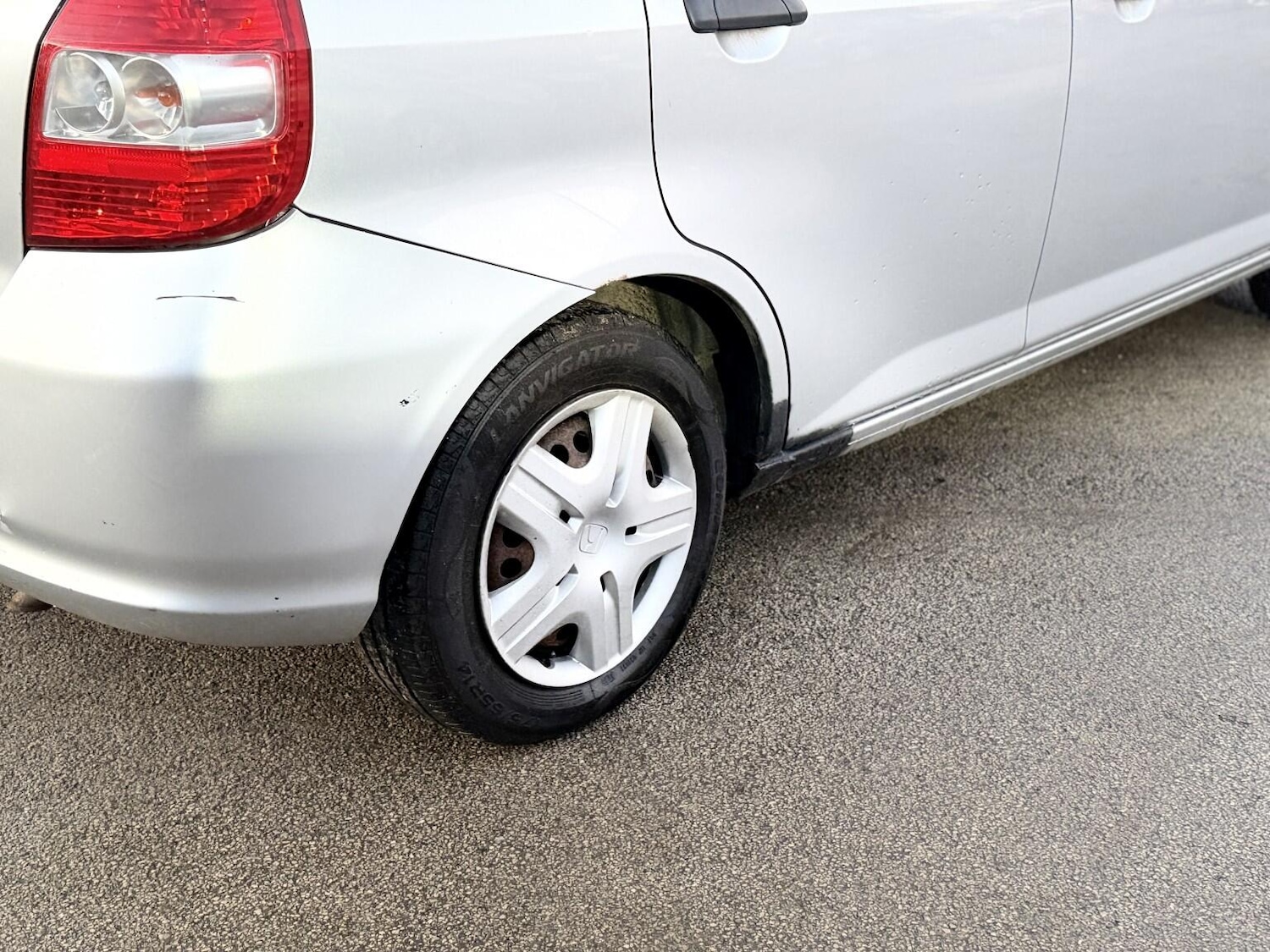 Used Honda Jazz 2004 for sale - 76728879: Photo 17