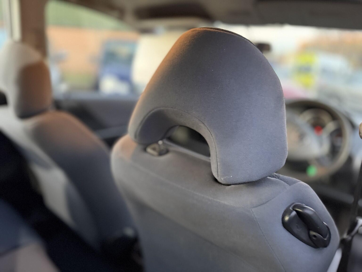 Used Honda Jazz 2004 for sale - 76728879: Photo 30