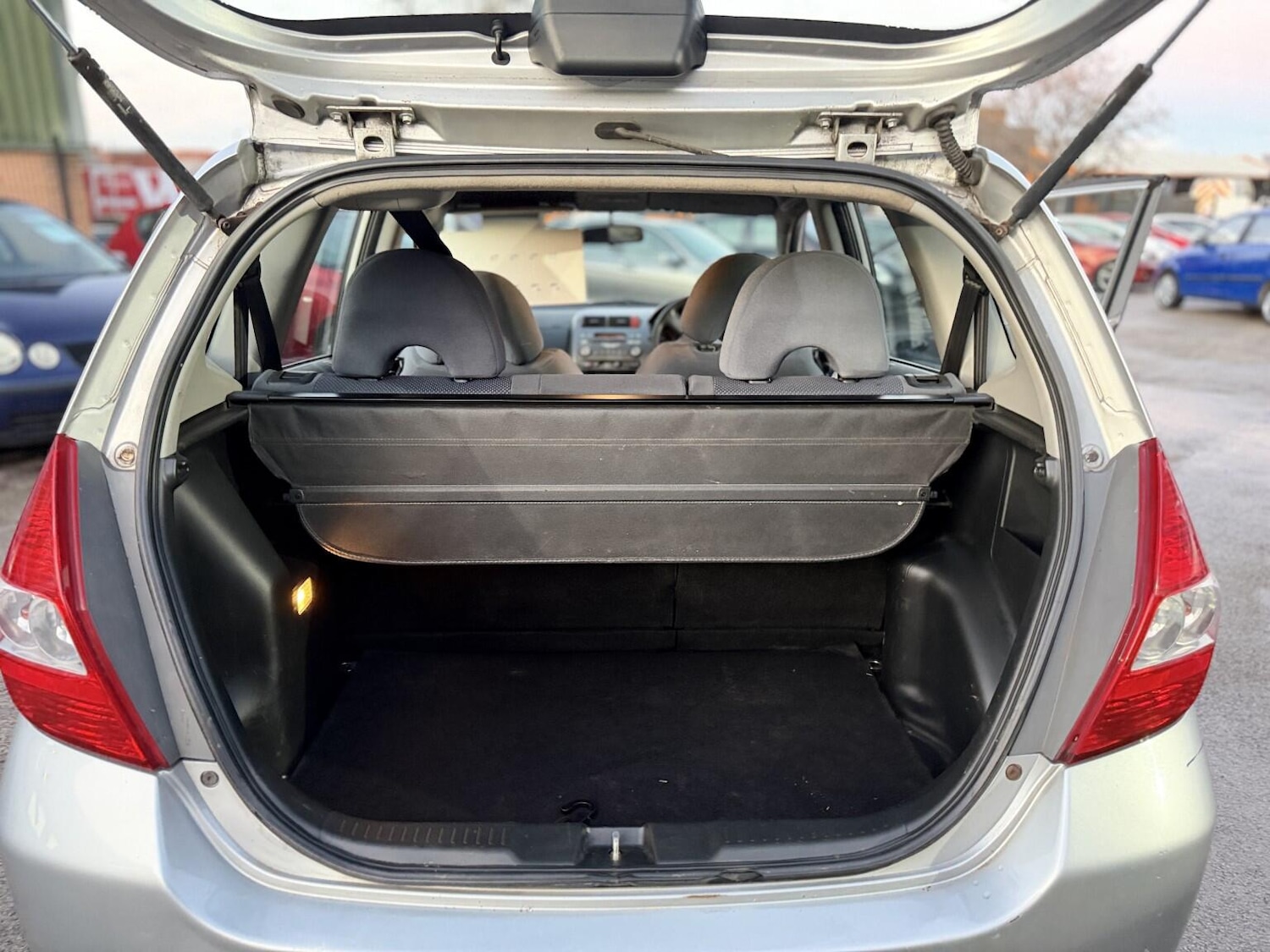 Used Honda Jazz 2004 for sale - 76728879: Photo 31