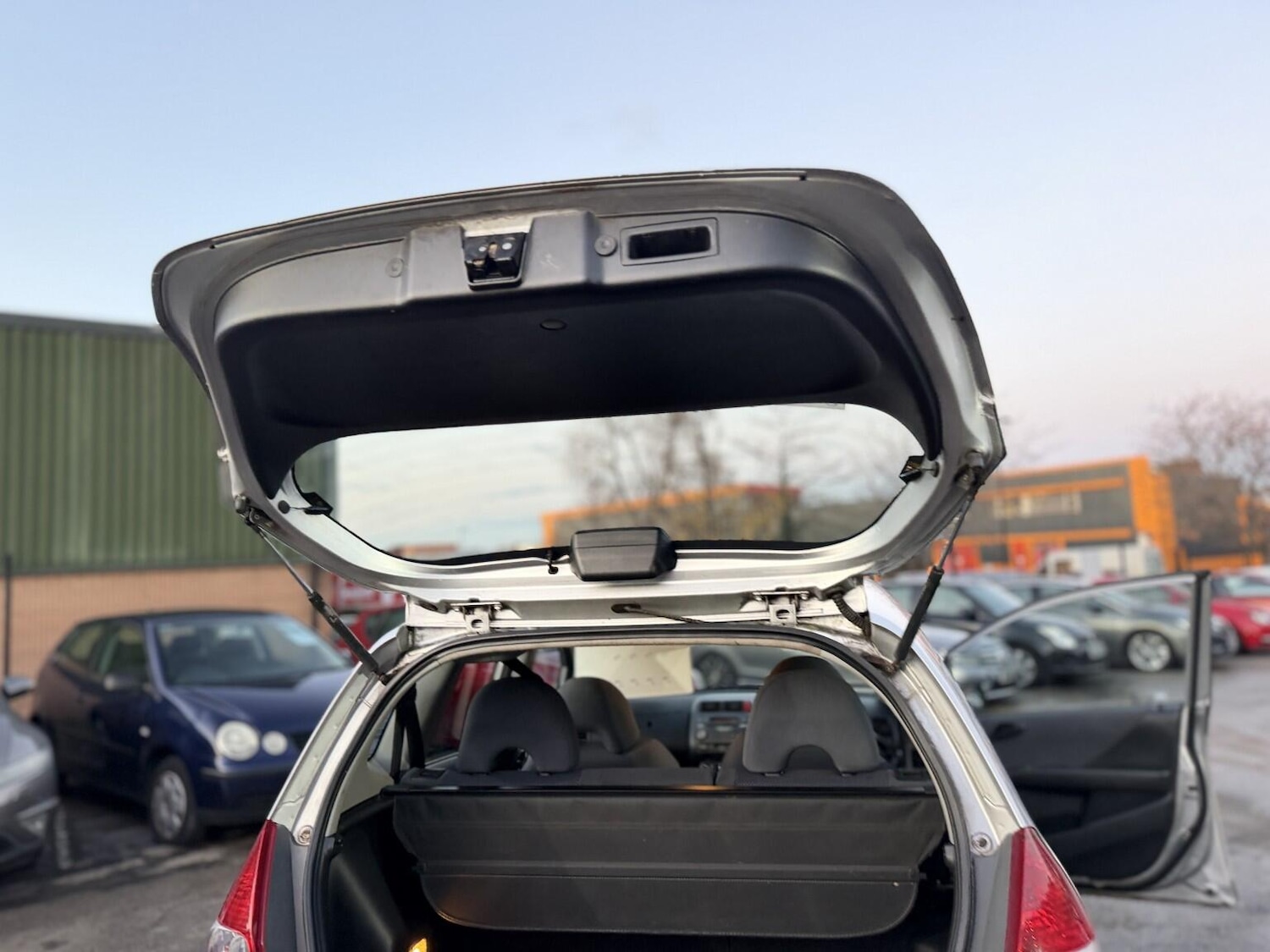 Used Honda Jazz 2004 for sale - 76728879: Photo 32