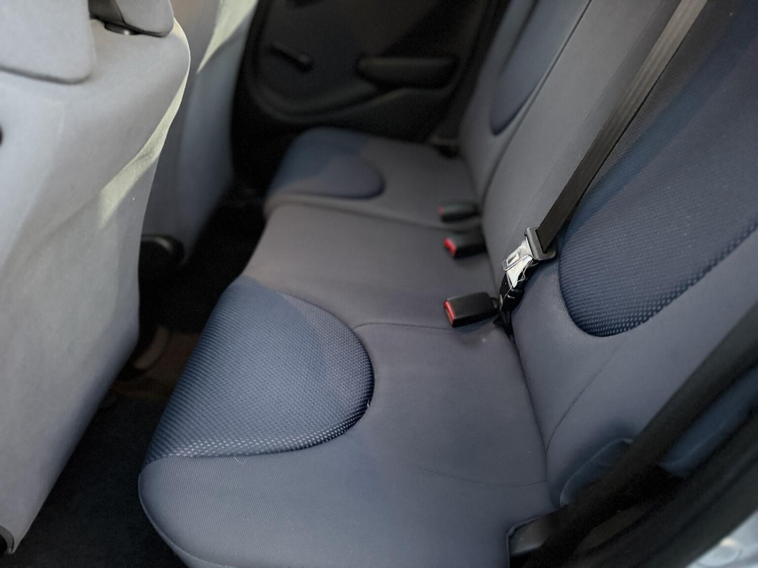 Used Honda Jazz 2004 for sale - 76728879: Photo 37