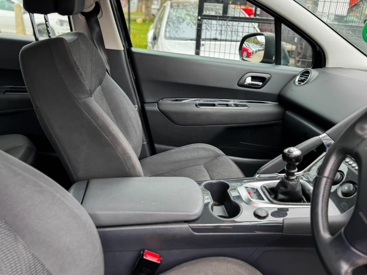 Used Peugeot 3008 2012 for sale - 76976350: Photo 15