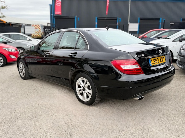 Used Mercedes-Benz C-Class 2012 for sale - 76179459: Photo 4