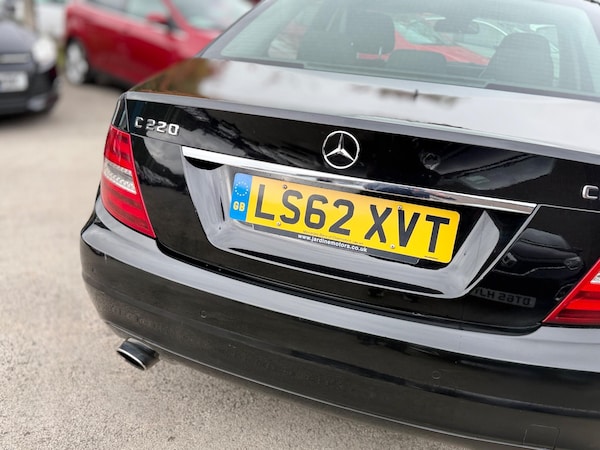 Used Mercedes-Benz C-Class 2012 for sale - 76179459: Photo 9