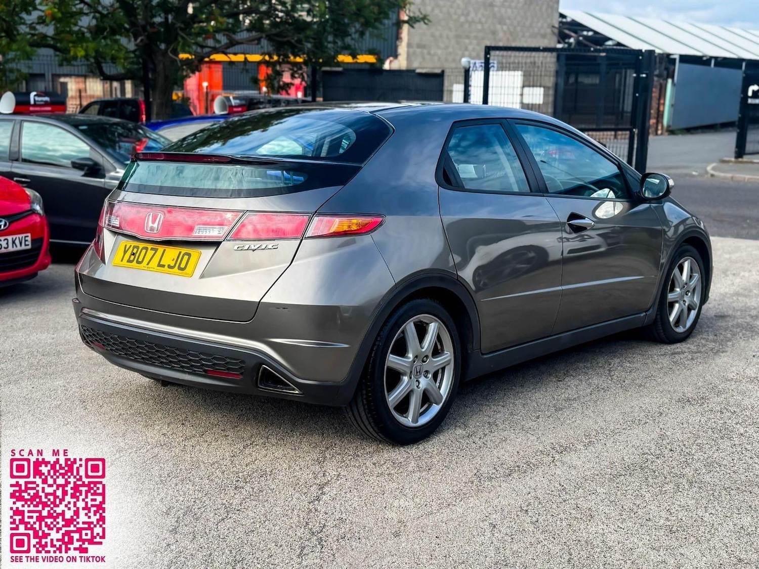 Used Honda Civic 2007 for sale - 77352029: Photo 8