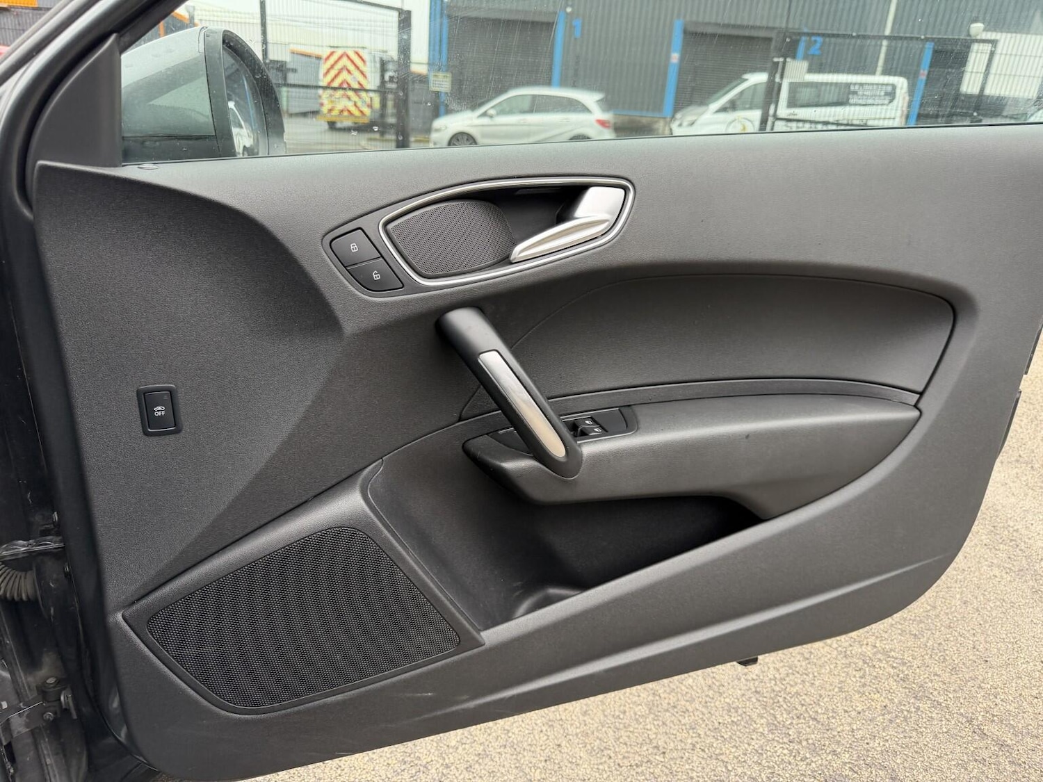 Used Audi A1 2011 for sale - 77377666: Photo 35